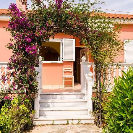 Apartament 2 Bed House With Mountain View Alikes Zewnętrze zdjęcie