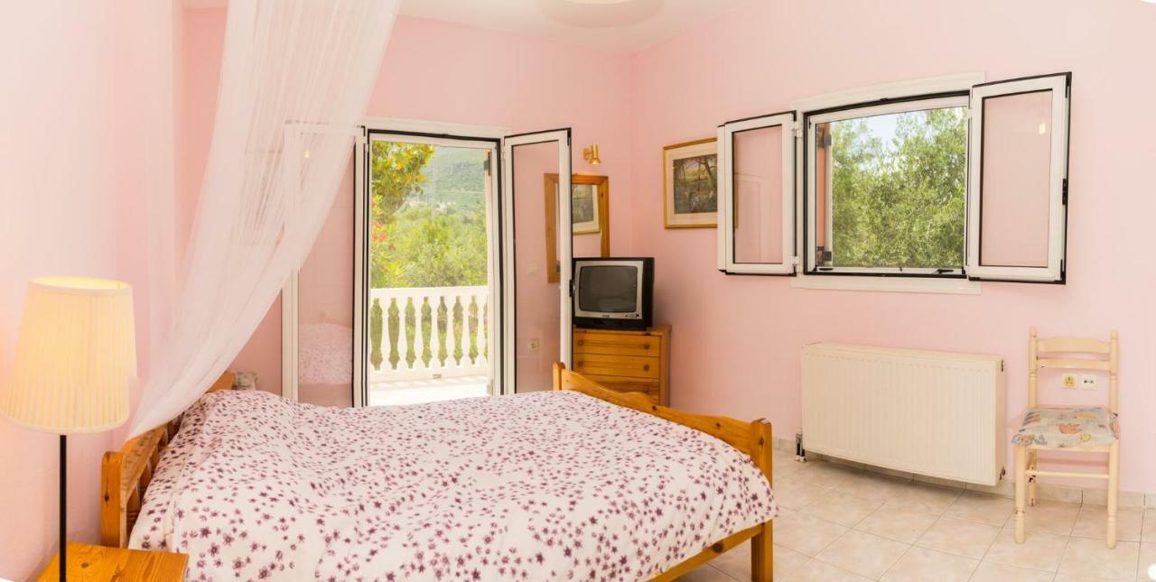 Apartament 2 Bed House With Mountain View Alikes Zewnętrze zdjęcie